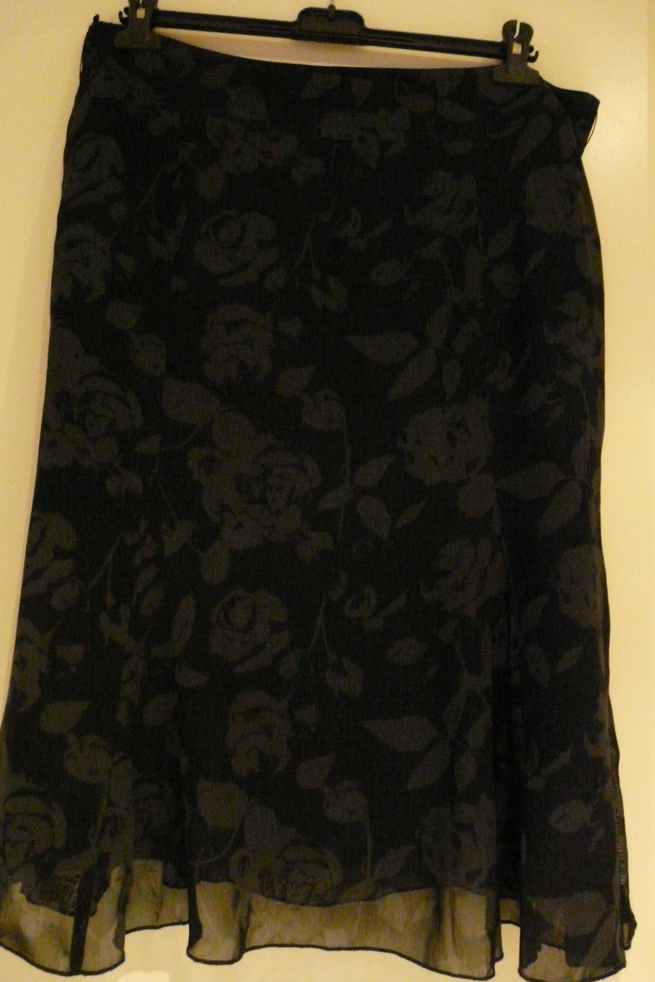 Spódnica H&M, czarna, trapezowa, 100% wiskoza, r. 44.