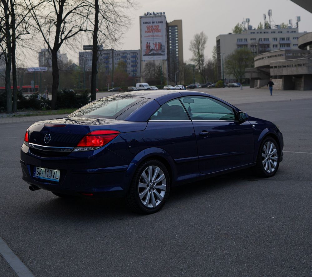 Opel Astra H Twintop 150+km 1.9 COSMO cabrio / kabriolet