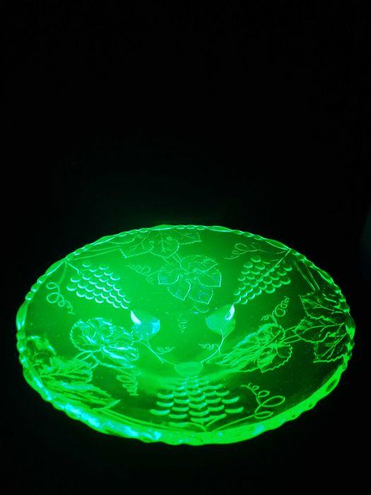 Misa z szkła uranowego