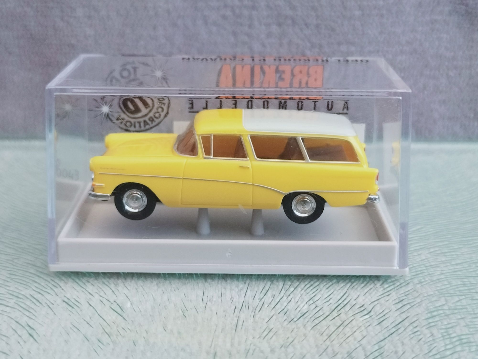 Brekina 1/87 Opel Rekord P1 Caravan kolekcjonerski model 1:87