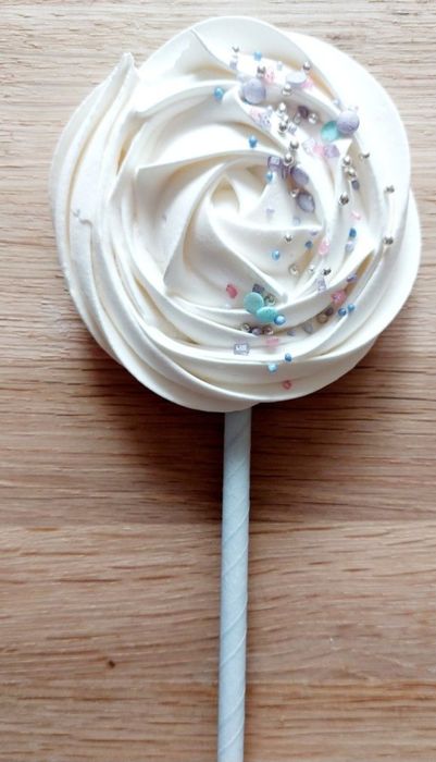 Lizaki bezowe różne kolory