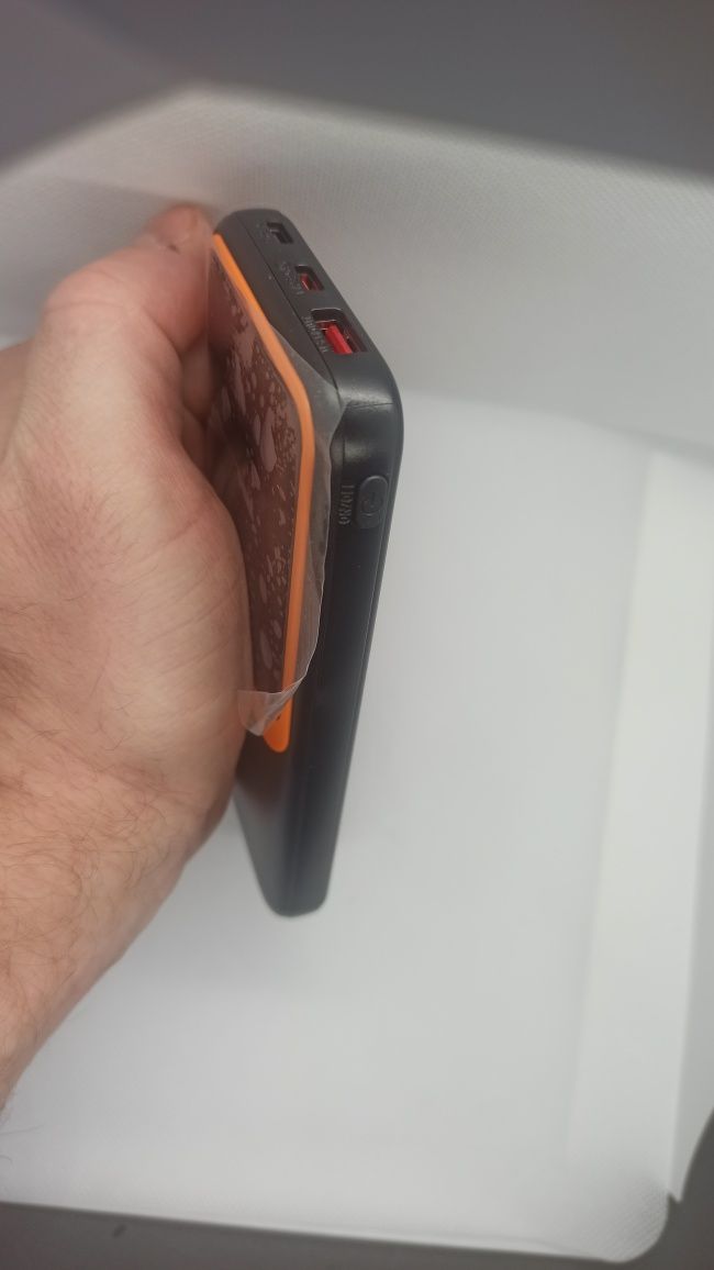 Павербанк 10000 mah 22,5W швадка зарядка powerbank