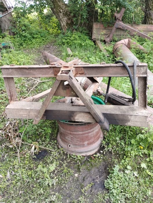 Корчувач дерев, корчувач пнів, корчеватель