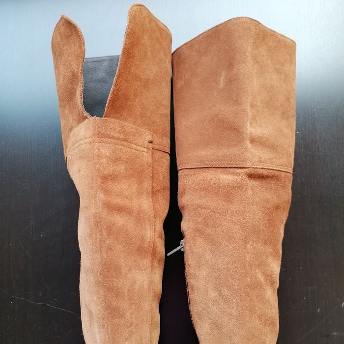 Bota de Cano Alto Pele Camurça Camel 37