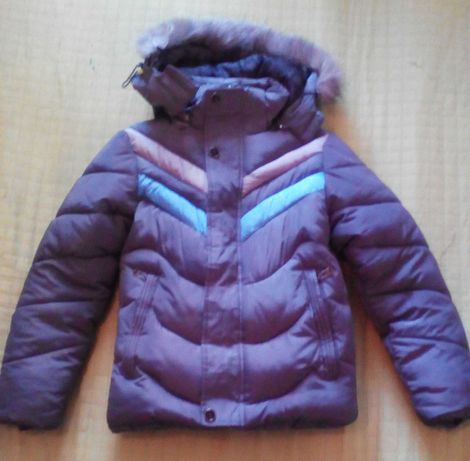 Зимняя детская куртка на 7-8 лет, рост 116-128 см.