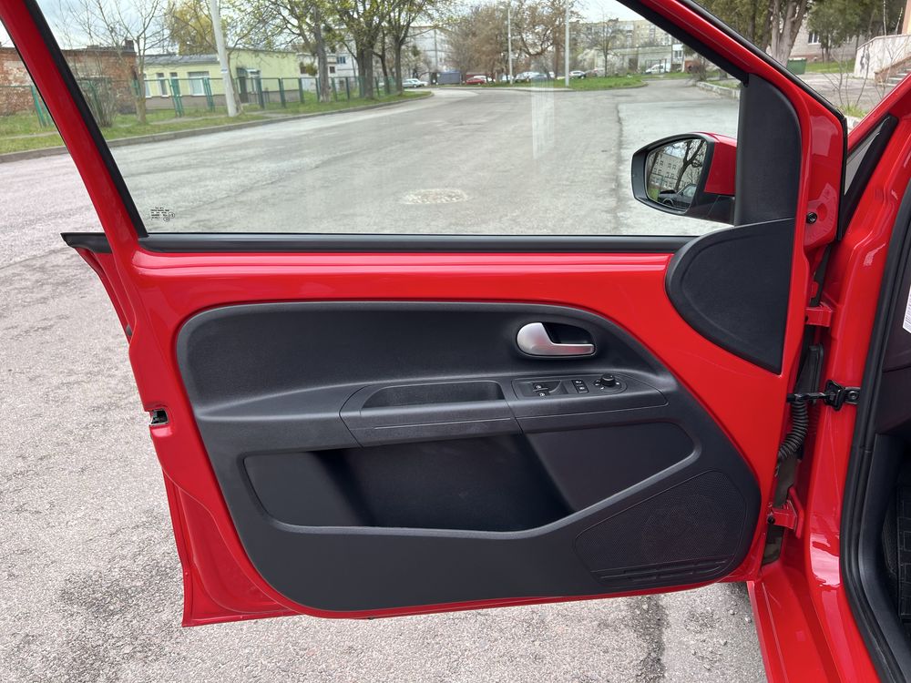 Seat Mii 2021 року 36,8 kw. Ідеальний стан. Європа