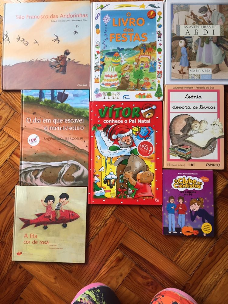 Livros infantis em bom estado