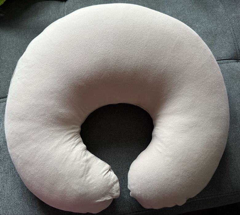 Poduszka do karmienia Poofi