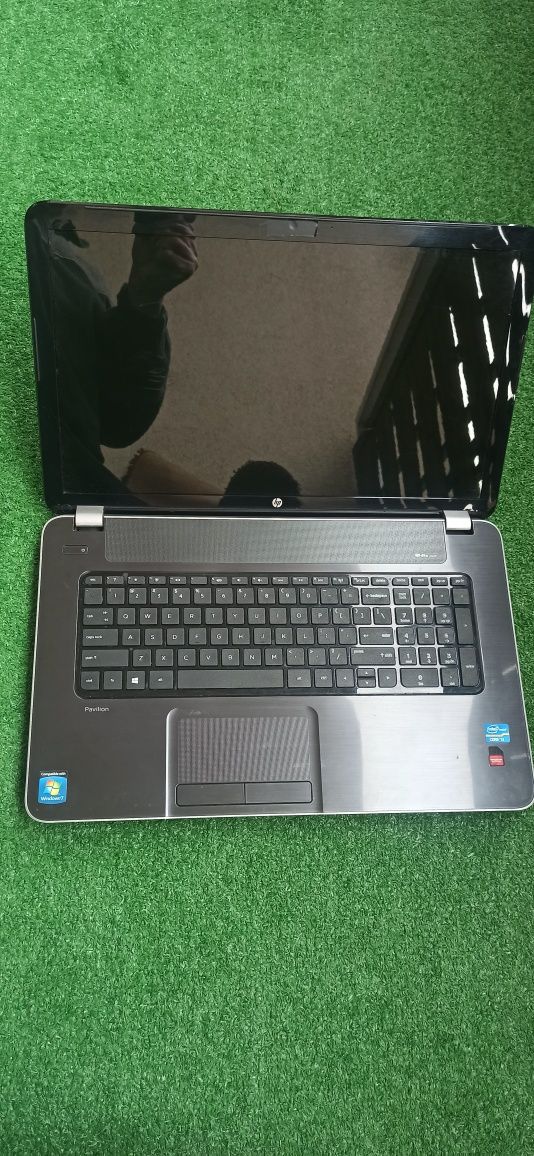 Laptop HP paviliin 17 cali