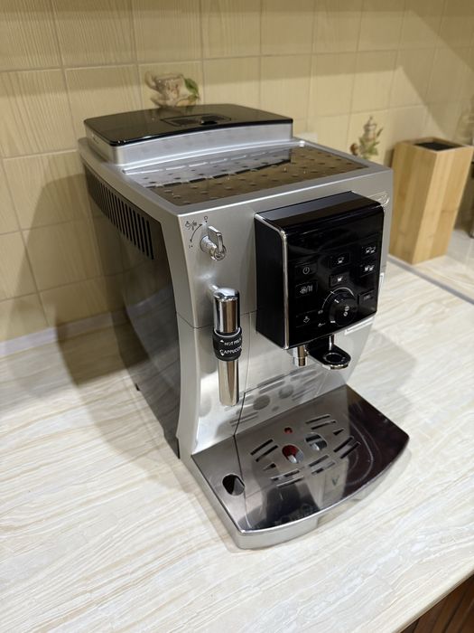 Кавомашина Delonghi