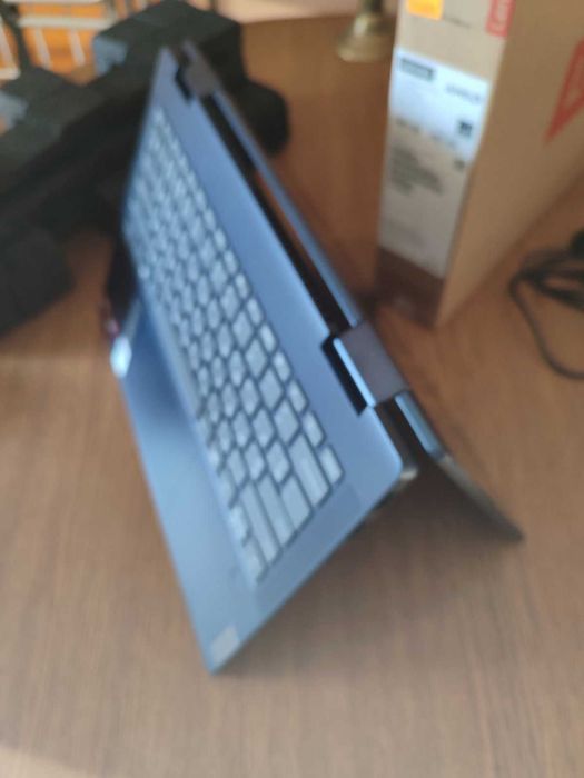 Ноутбук Lenovo IdeaPad 2-in-1 Ryzen 7 8845HS ‎1920x1200 16:10 ‎1 TB