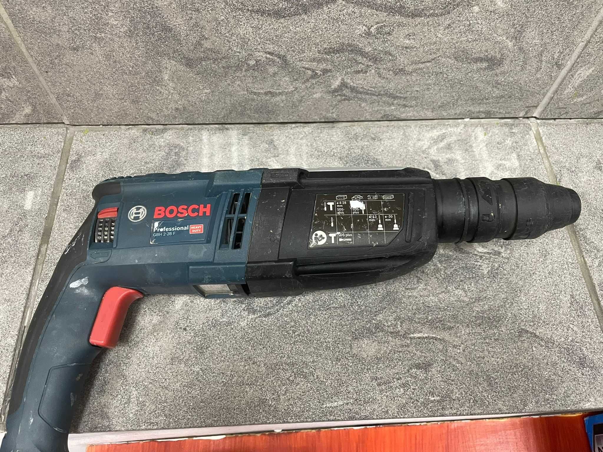 Młotowiertarka BOSCH PROFESSIONAL GBH 2-28 F