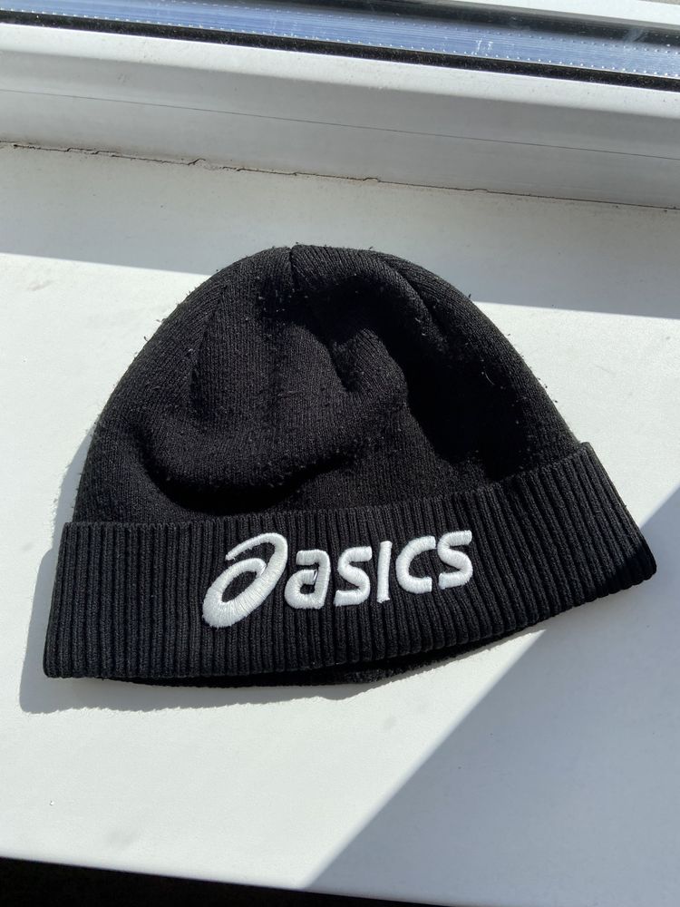 Зимня Шапка Asics.