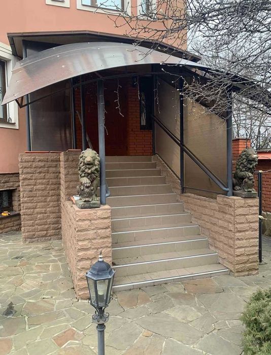 Шатиловка!Продам дом 250м2,ухоженный участок 5соток,ул.Новгородская,CB