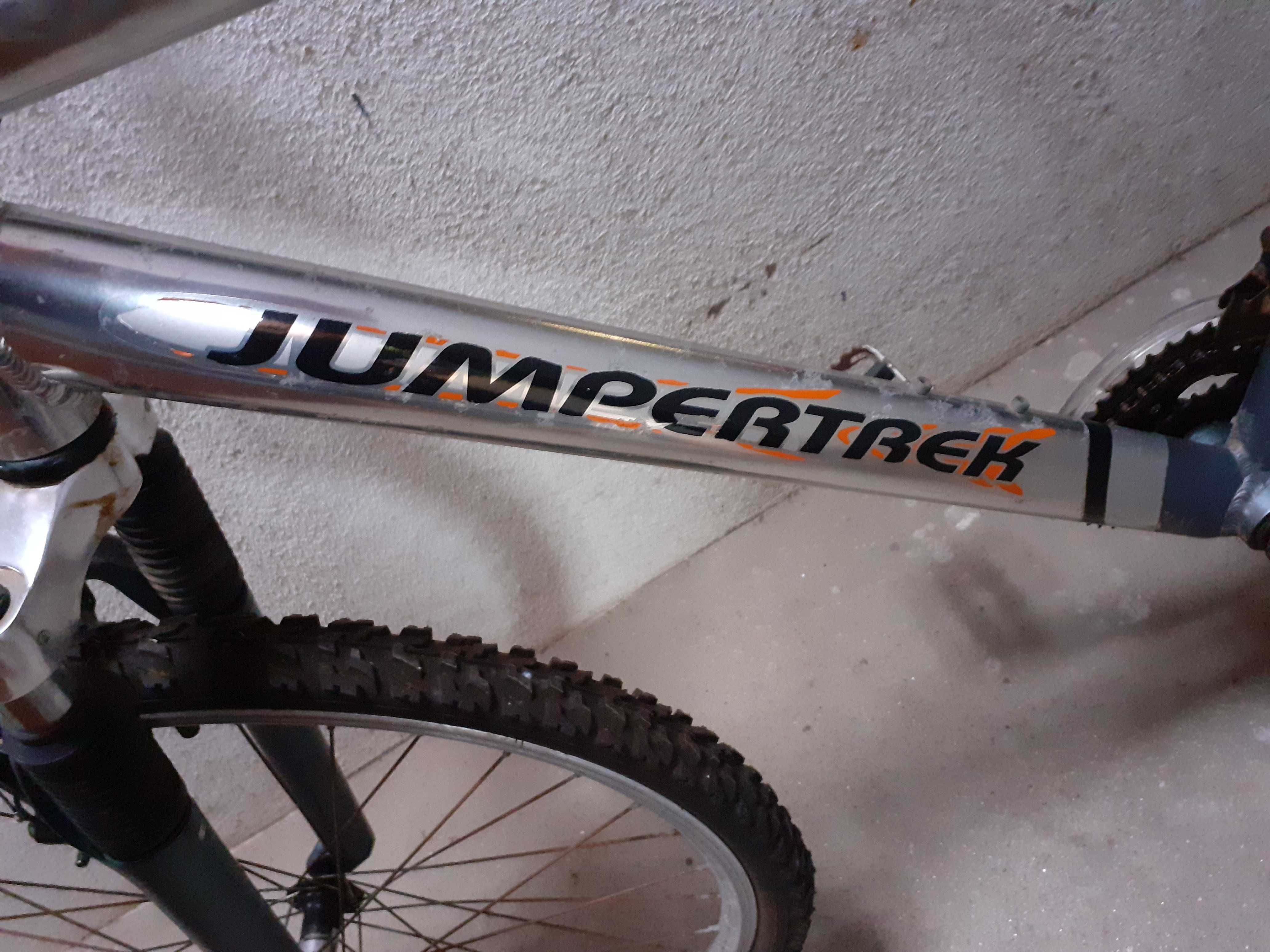 Bicicleta usada da marca JUMPERTREK