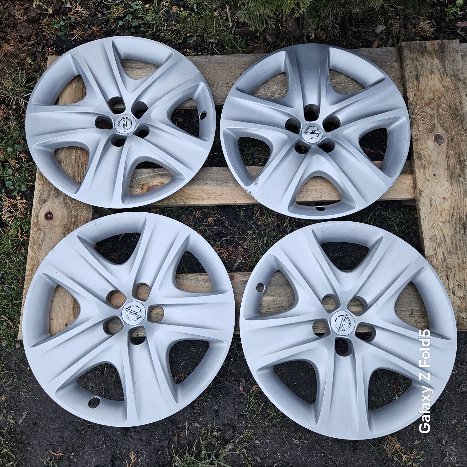 Kołpaki strukturalne 17 Opel Astra J Zafira C 5x115