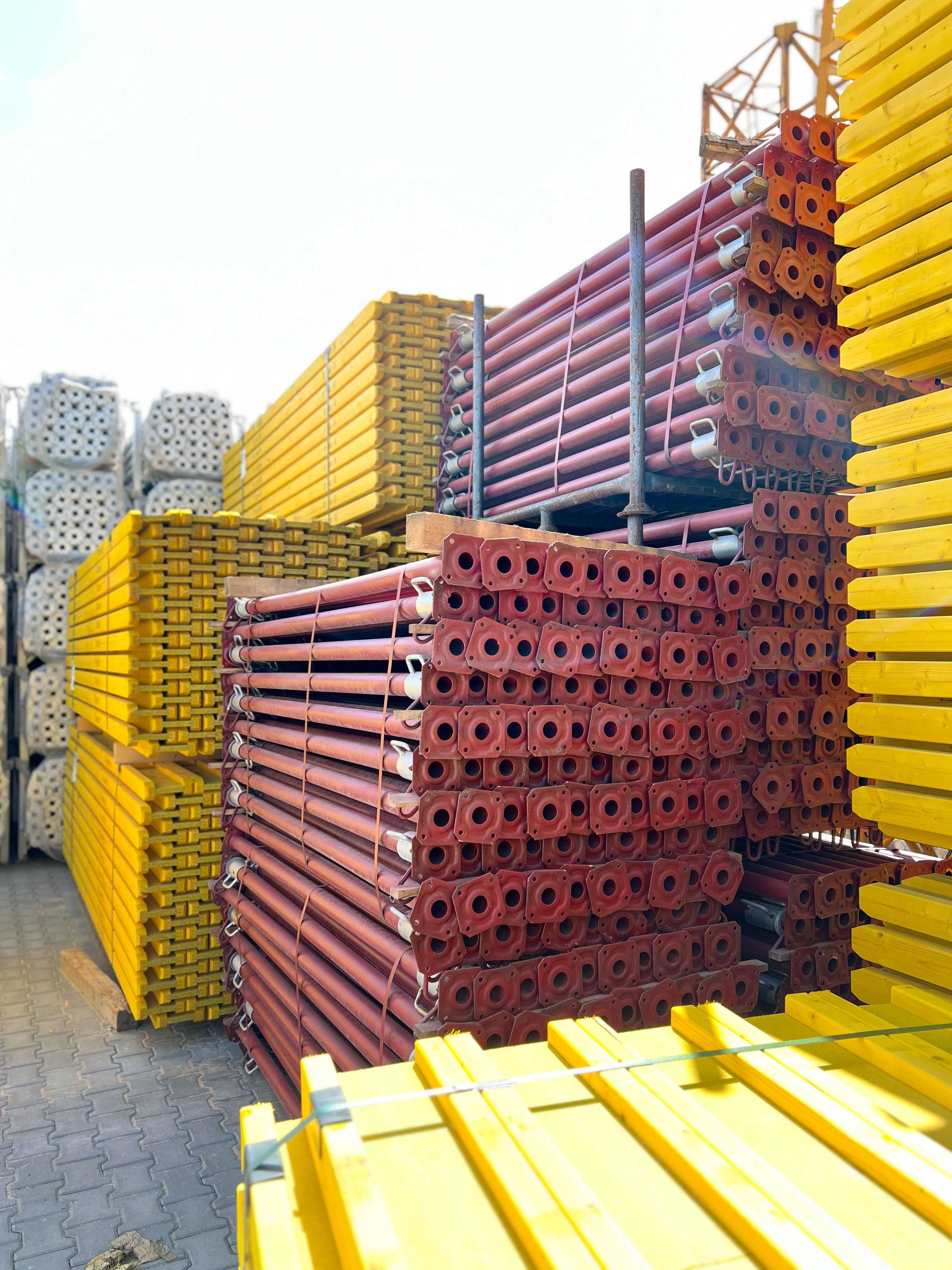 Sztyce lakierowane podpory  stemple budowalne 10kN 3,6m