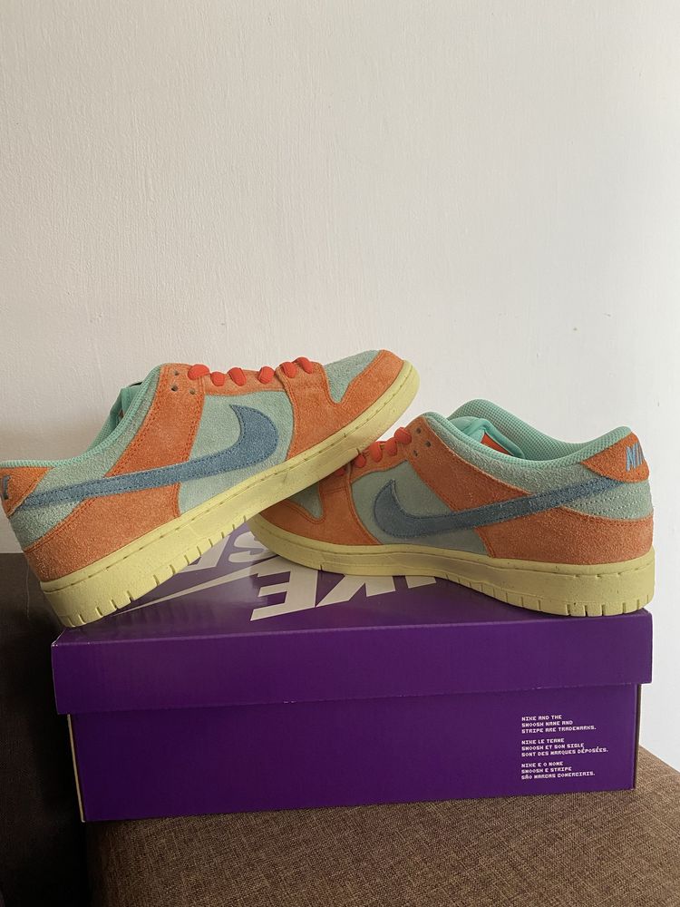 Nike Dunk Low Oragne and Emerald rozmiar 44