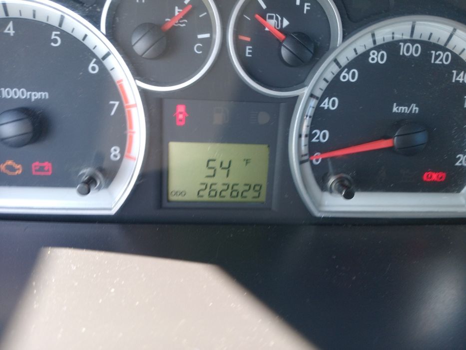 Chevrolet Aveo 255 2010г. 1.4l 16v газ/бензин