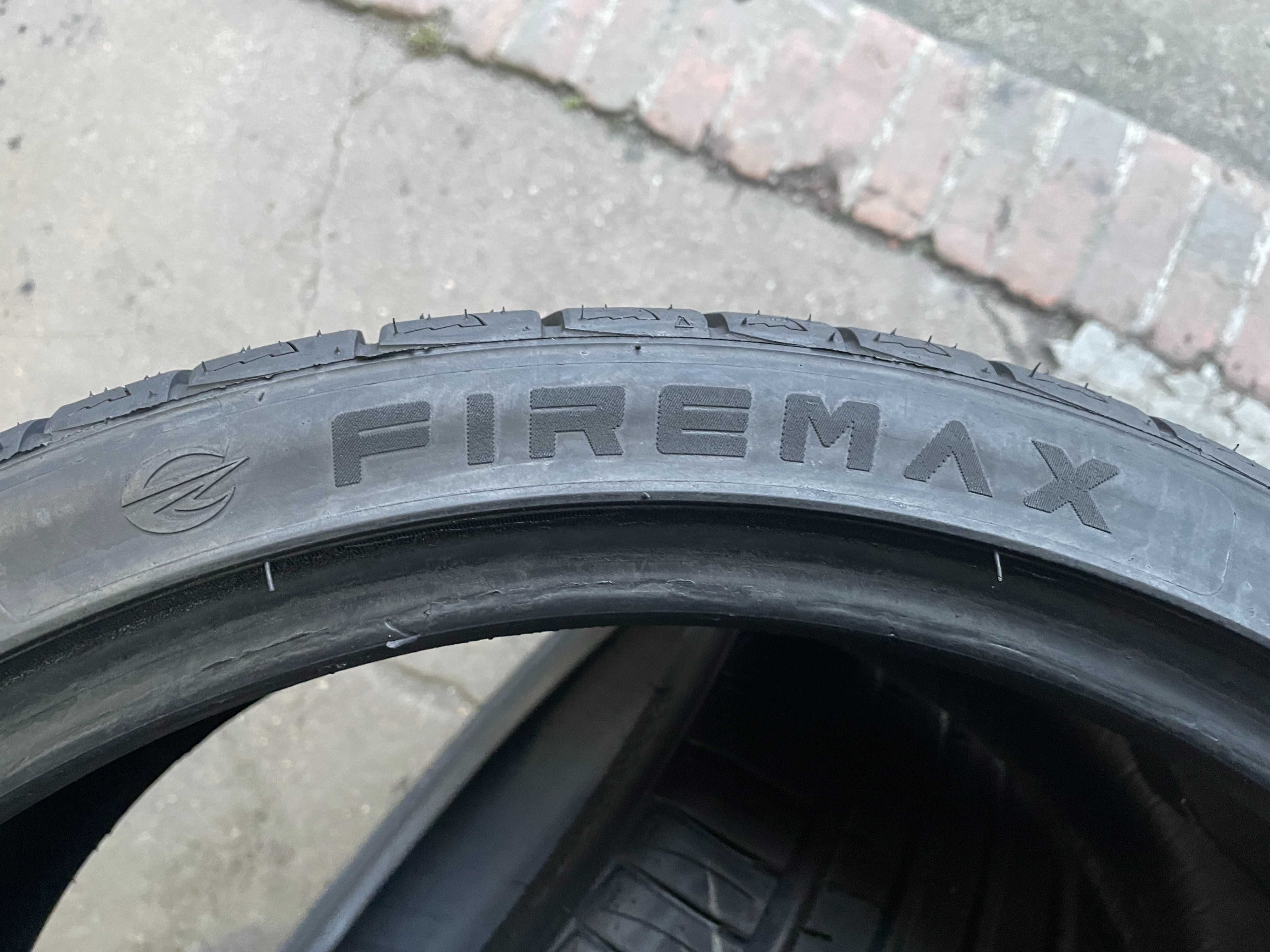 Para opon Firemax 235/35R19 Nowe
