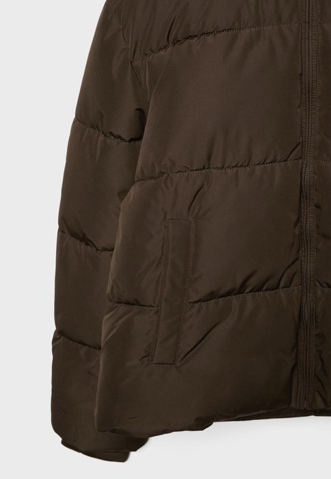 Куртка Stradivarius з бірками, повністю нова.