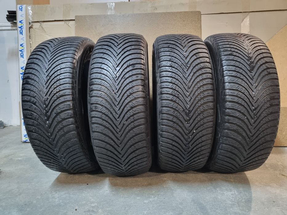 Зимові шини Michelin 205/55 R16