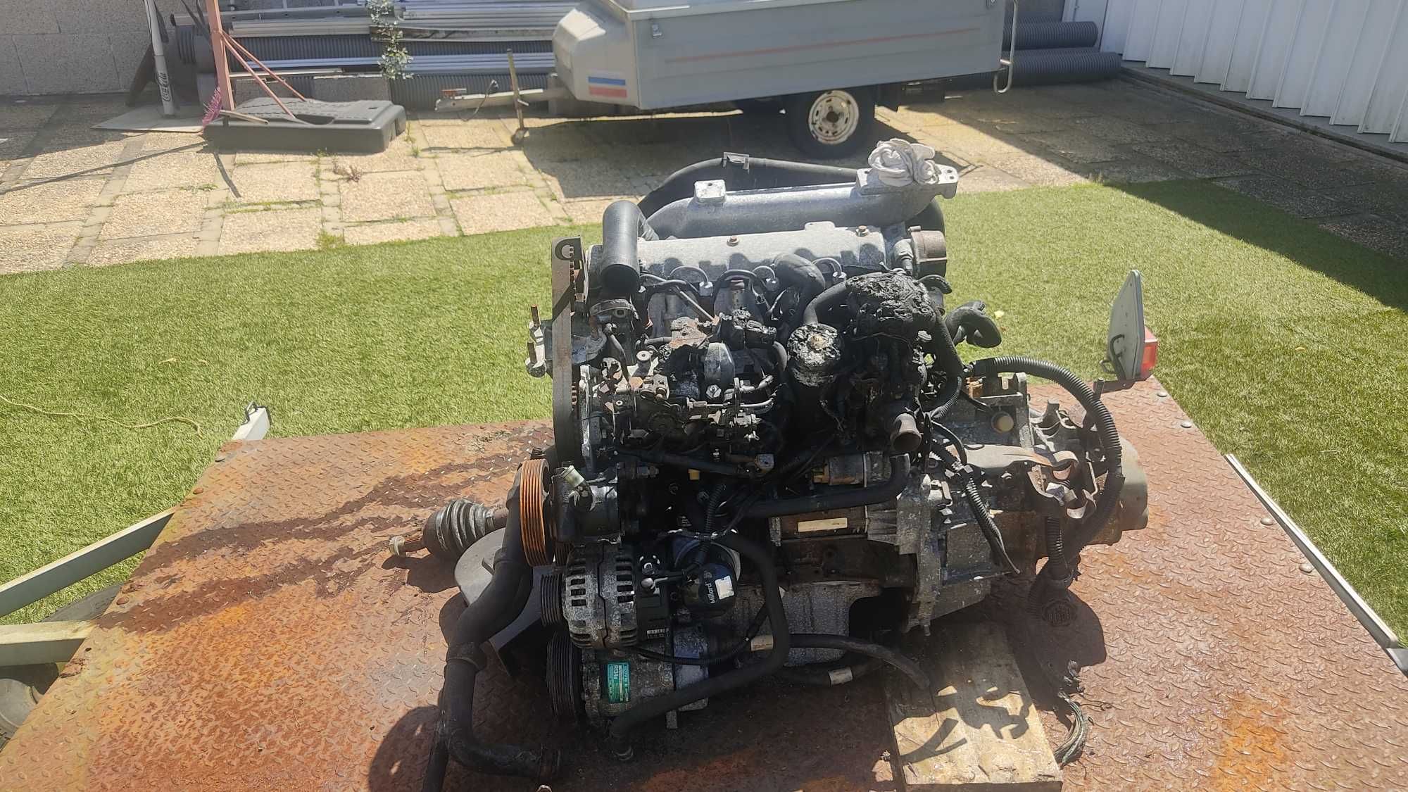 Motor 1.9 TD 90cv citroen xsara