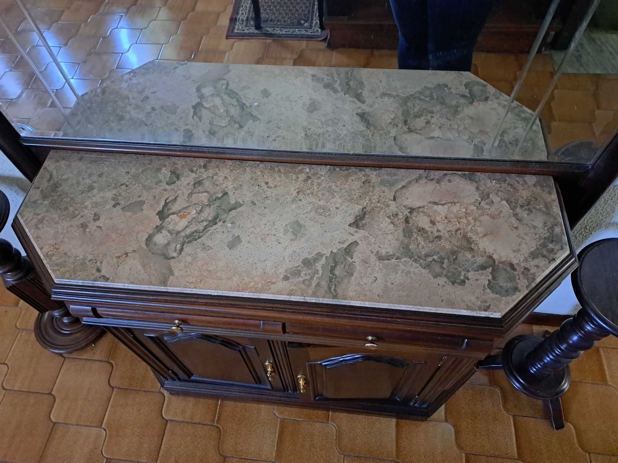 mobilia de entrada ou sapateira com espelho e marmora