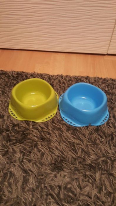 2 Tigelas de comer para animais