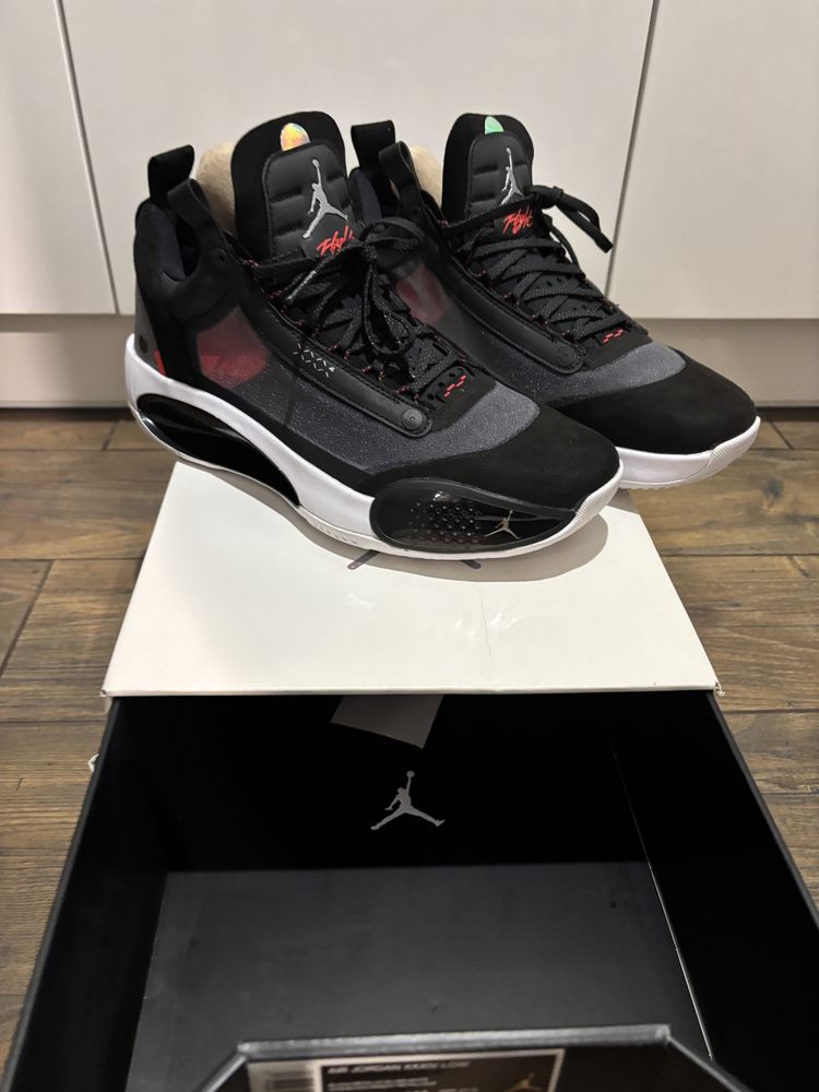 Jordan 34 low Heritage