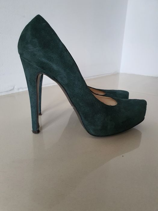 Szpilki zamszowe Venezia r39