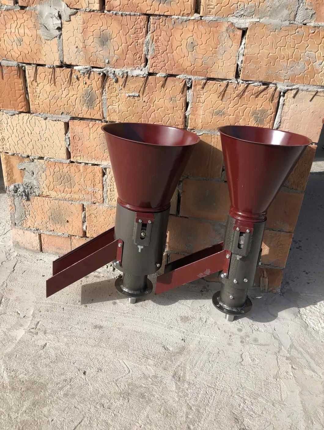 Виробник(заводський)!Гранулятор з ДВИГУНОМ НА СТОЛІ (Мат100/150/200мм)