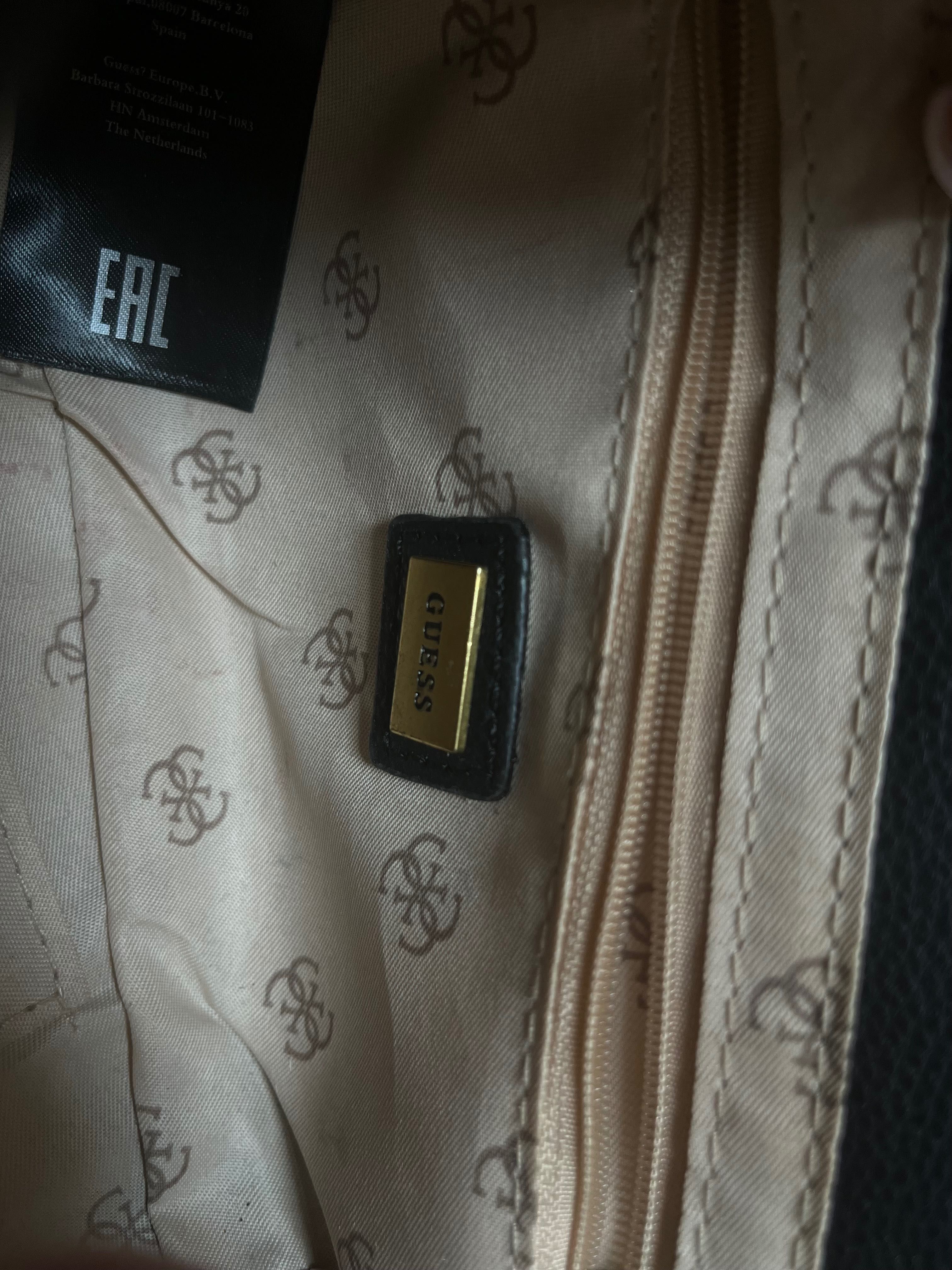 Сумка Guess сідло чорна