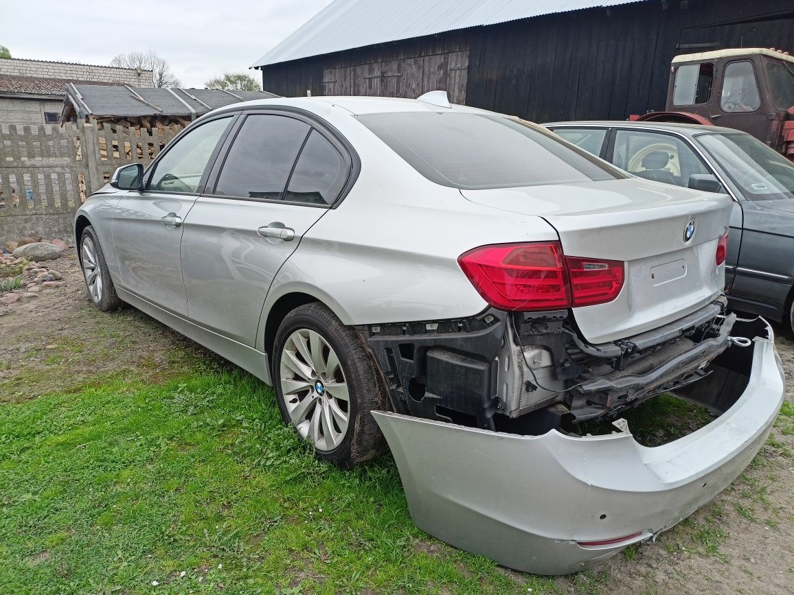 Części  BMW F30 320i N20B20 A83 GLACIERSILBER Anglik