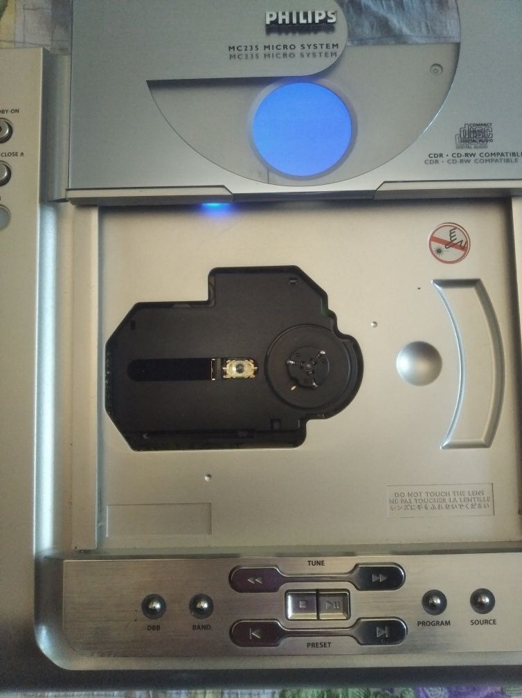 Philips MC235/37 Micro Hi-Fi System CD-програвач