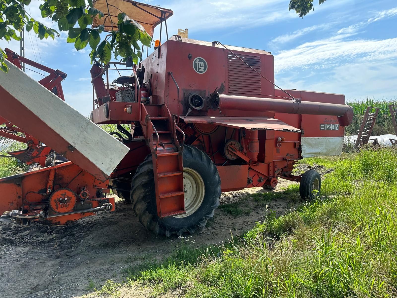 Sprzedam Kombajn Bizon
