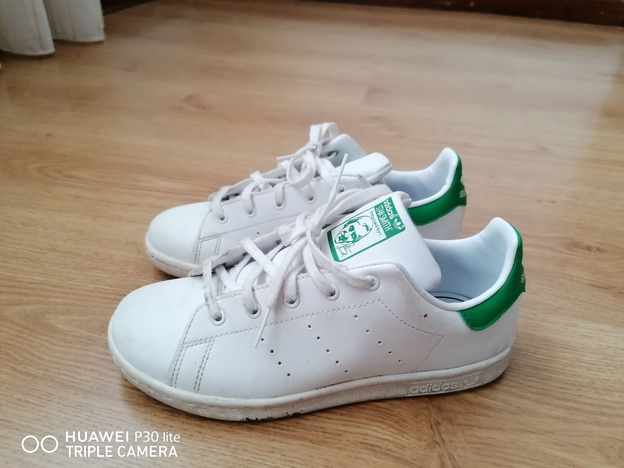 Ténis Adidas Stan Smith Tam 34