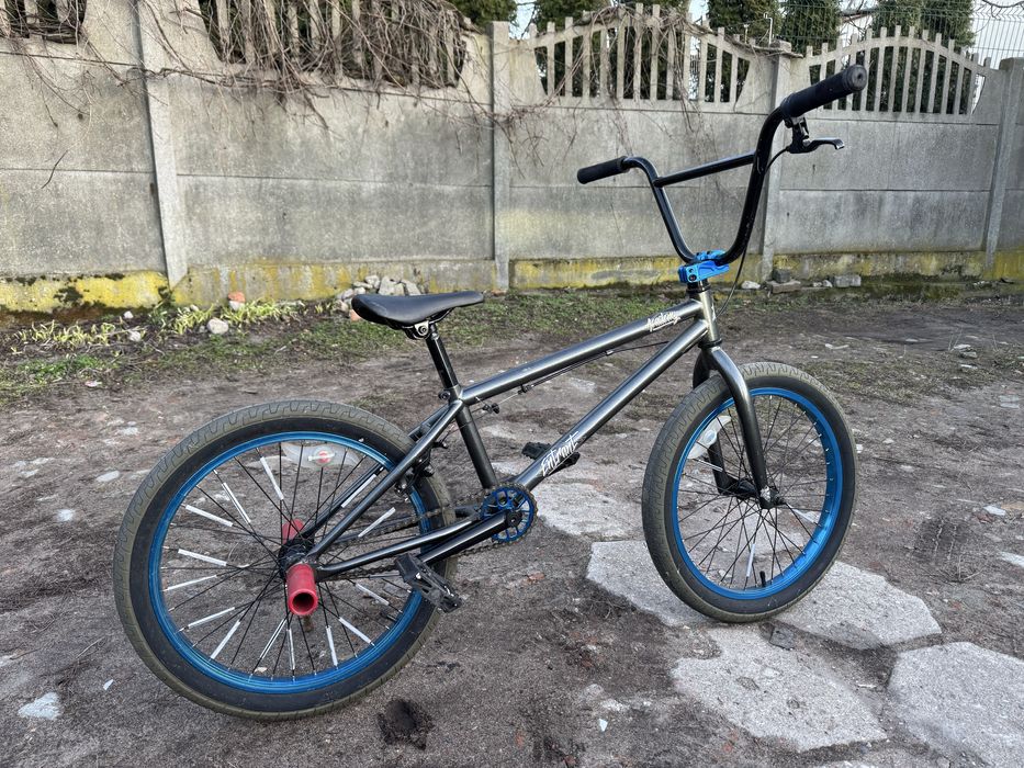Rower BMX plus pegi