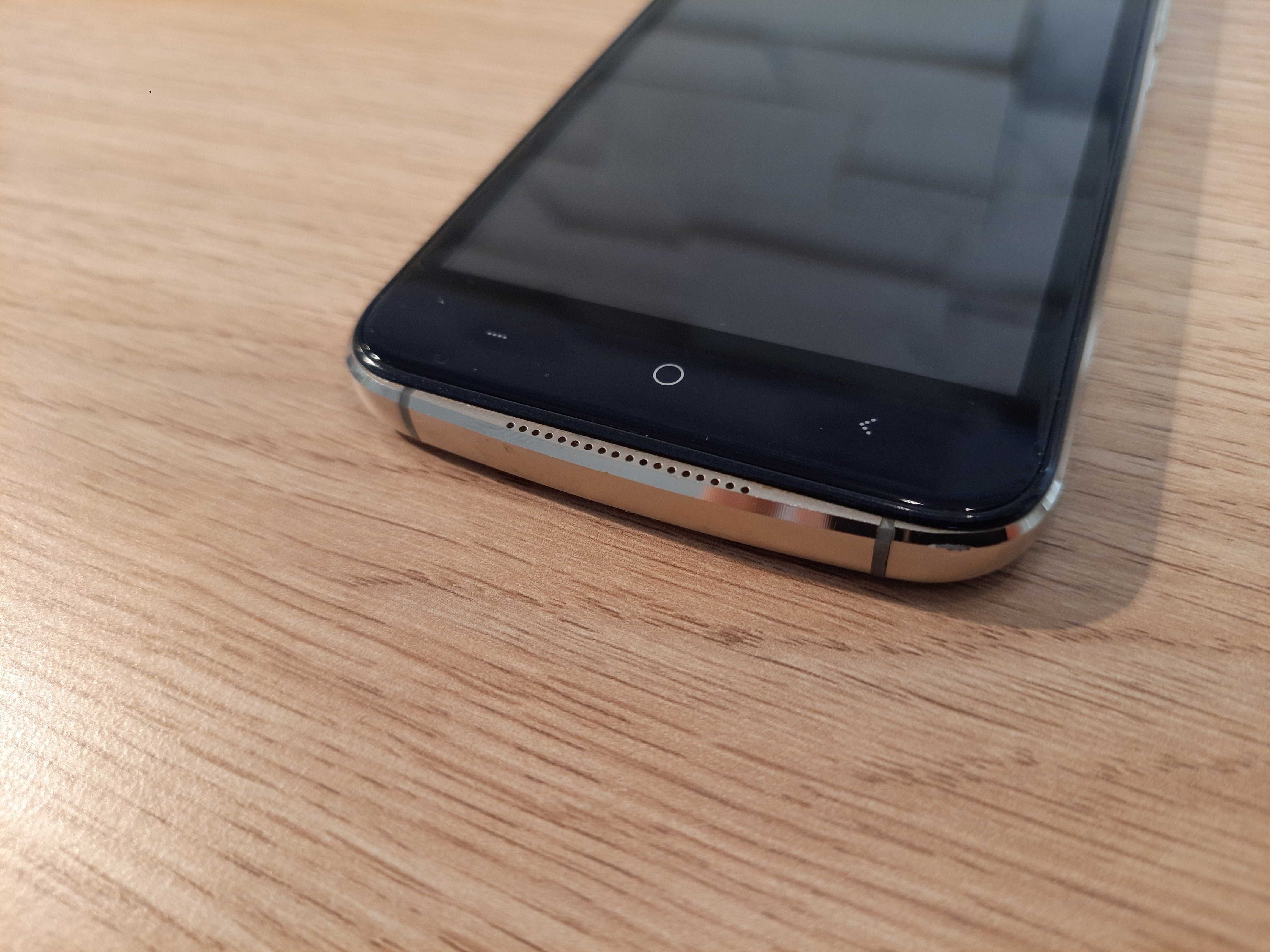 Telefon smartphone android sprawny zadbany