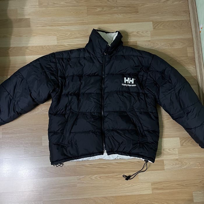 Пуховик Helly Hansen