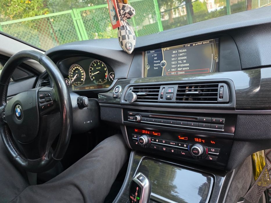 Sprzedam BMW f10 528i xDrive 245 km 2012