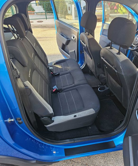 Dacia Lodgy 1.5 Blue dCi 115cv Stepway 7L