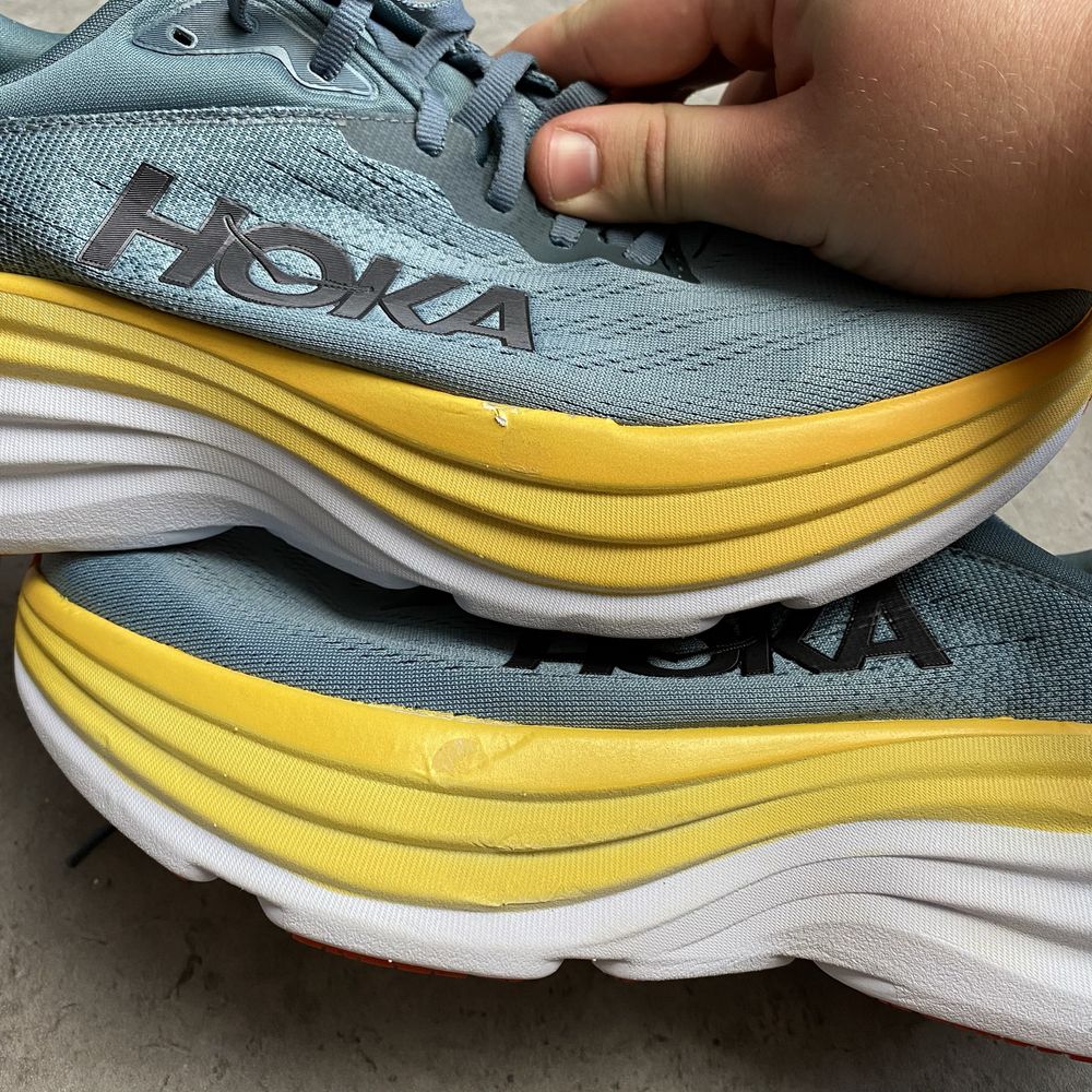 Кросівки Hoka Bondi 8