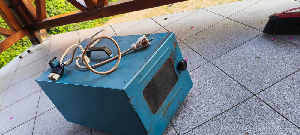 Opiekacz elektryczny przenośny