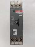 Relé de tempo CT-ARE 1SVR550120R1100