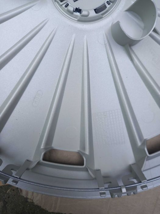 Komplet kolpakow 16 cali kolpaki Audi A 1 A 3 A 4 A 5 A 6 Q 2 Q 3