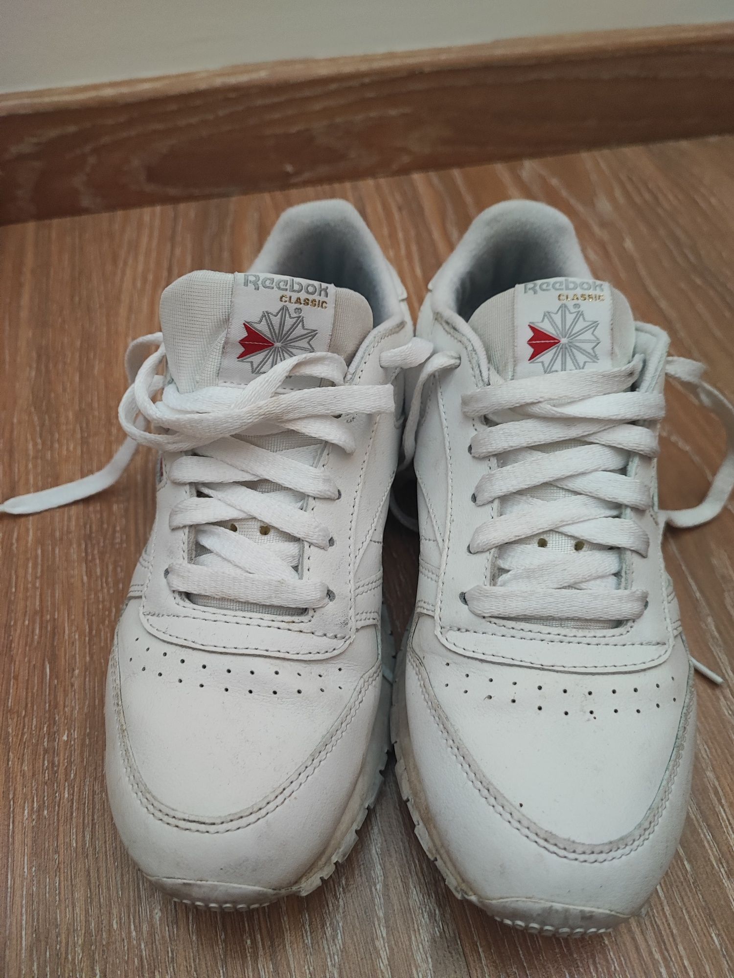 Reebok Classic Brancos