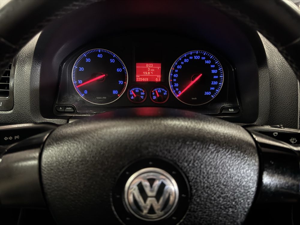 Volkswagen Golf V 1.6MPi 8V 5МКПП 2006 р.в. (102 к.с.)