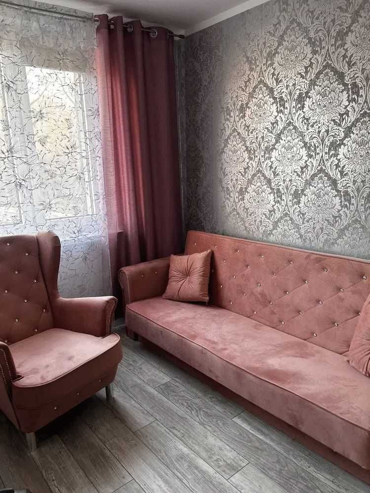 Sofa Glamour rozkładana Wersalka Kanapa pojemnik funkcja spania