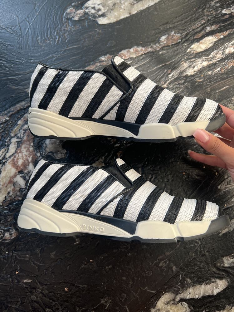 Trampki Pinko z cekinami